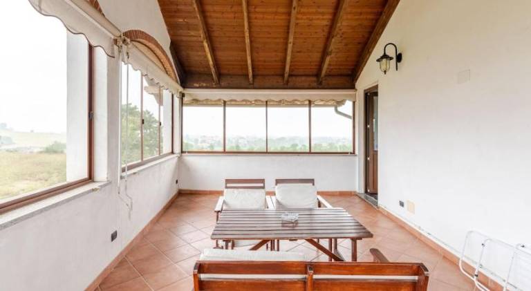 Rental apartment with terrace — photo 4