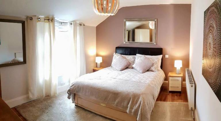 Cottage Grove Homestay rooms in Portsmouth