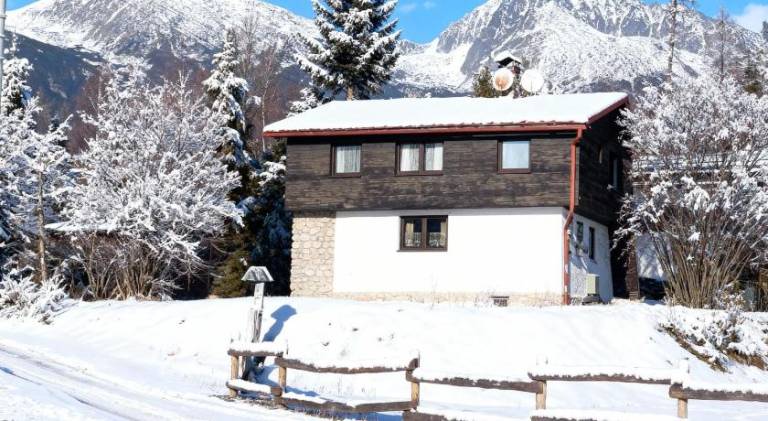 Chalet with 4 rooms for 9 persons in Poprad