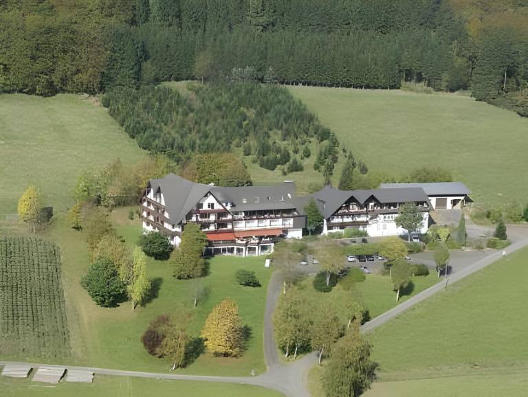 Berghotel Habbel und die Welt kann warten