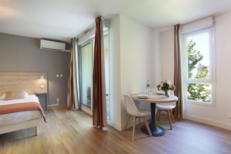 Apartament typu studio Aix-en-Provence