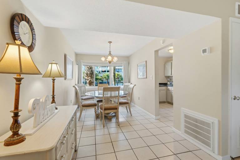 206C - 2BR/1 Bath at Seaspray Condos on Okaloosa Island, Fort Walton Beach, Fl — photo 5