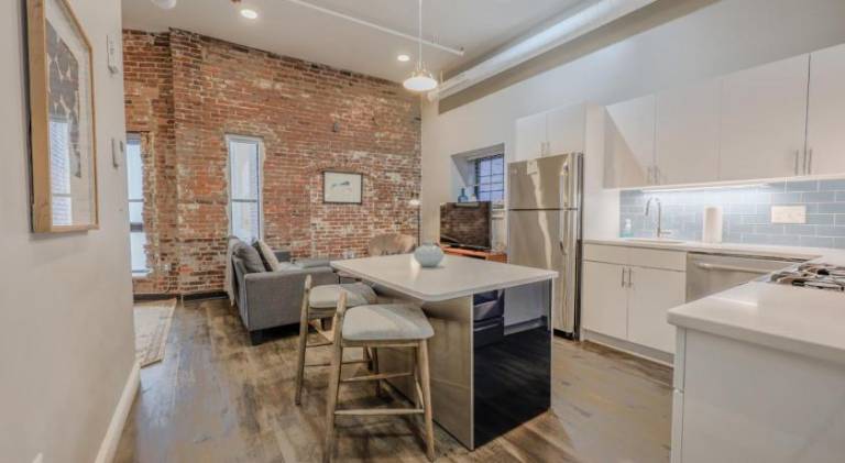 Holiday apartment | Near Faneuil Hall | Perfect for remote work in Cambridge, ON