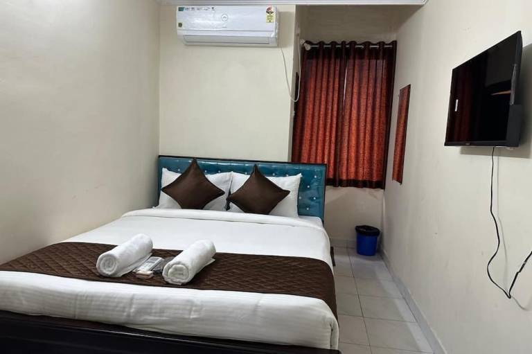 HOTEL SKYMOON LUXURY ROOMS