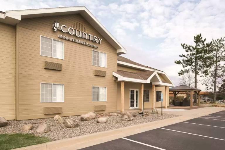 Country Inn & Suites by Radisson, Grand Rapids, MN in Grand Rapids, MN