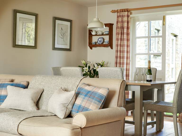 Cottage with garden & BBQ — photo 4