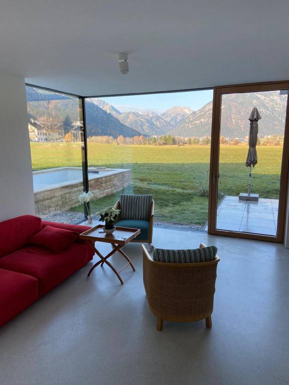 Apartment with grill, yard & private pool | Water view | Perfect for remote work — photo 5