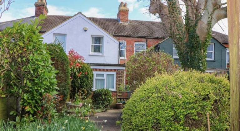 House | Pets are welcome in Canterbury