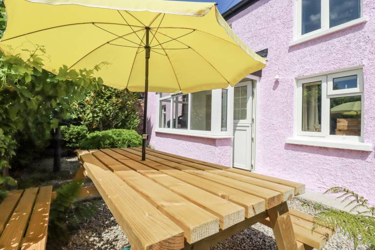 Children-friendly pleasant cottage with yard | Dogs allowed — photo 2