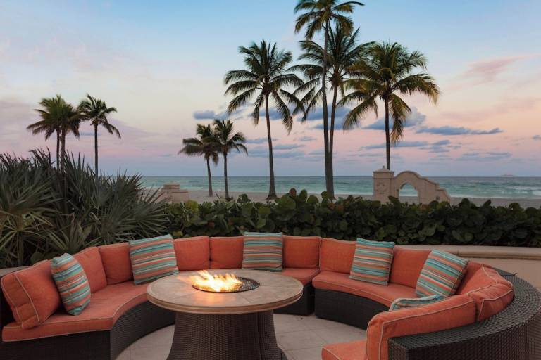 Resort  Hollywood Beach