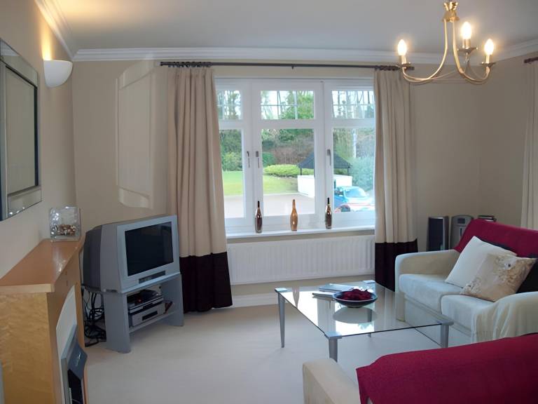 Apartment Turnberry