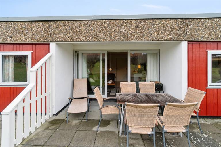 Rental apartment with pool, terrace & BBQ | Sea view — photo 4