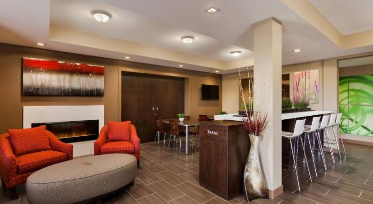 Microtel Inn & Suites by Wyndham Lloydminster — photo 5