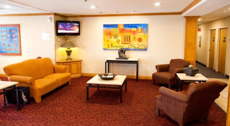 Microtel Inn & Suites by Wyndham Chihuahua — photo 2