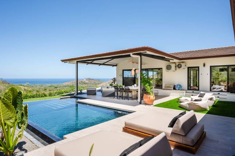 Children-friendly lovely vacation home with grill & fast internet | Sea view | Pets allowed in Cabo Velas