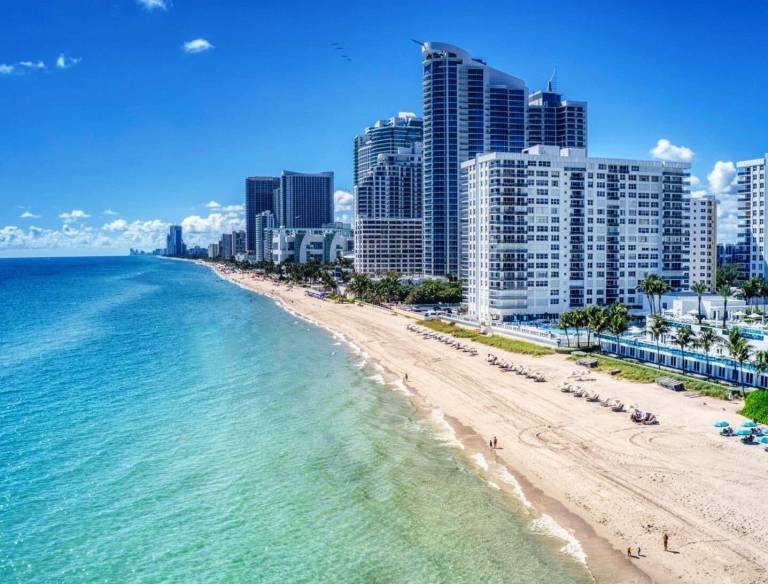 Apartment Hallandale Beach