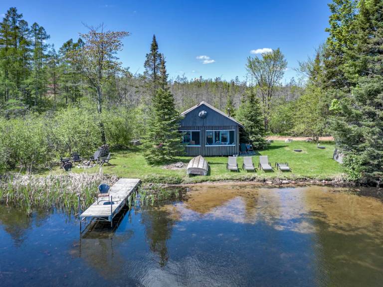 House  Star Lake