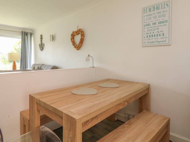 Family-friendly charming cottage with pool & garden | Beach view | Close to the beach | Pet-friendly — photo 5