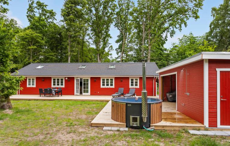 Ferienhaus mit Hund inGlesborg, Fjellerup Strand Ostseeküste f&uuml;r max. 12 Personen