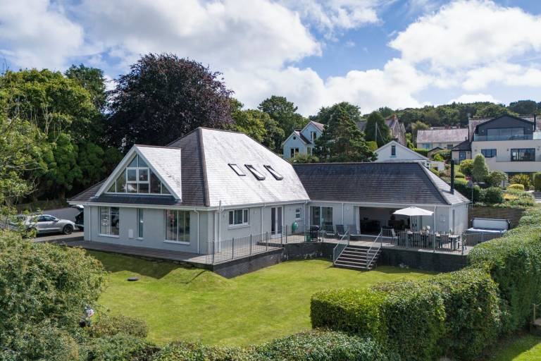 House  Saundersfoot