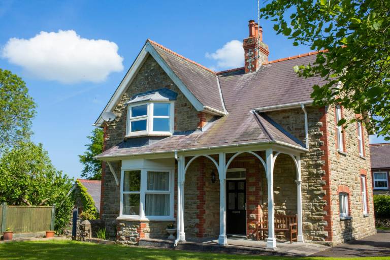 Cottage Troedyraur