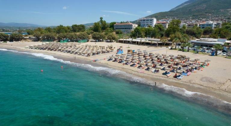 Elegant Beach Hotel in Trifylia