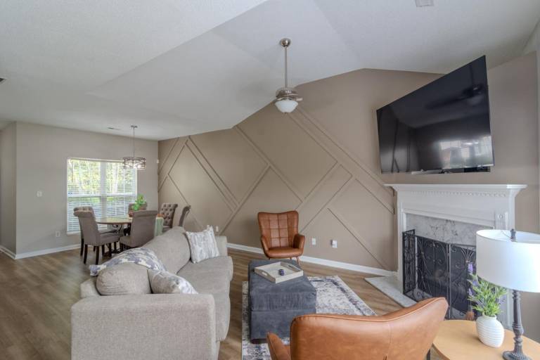 Rex Retreat — 10 Miles to ATL Airport, South Atlanta Comfort and Conve in Clayton, GA