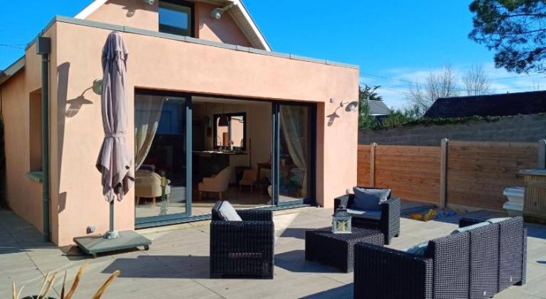House with 3 rooms for 6 persons in Coutances