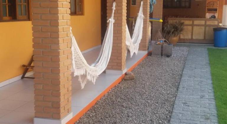Holiday apartment with pool in Ubatuba