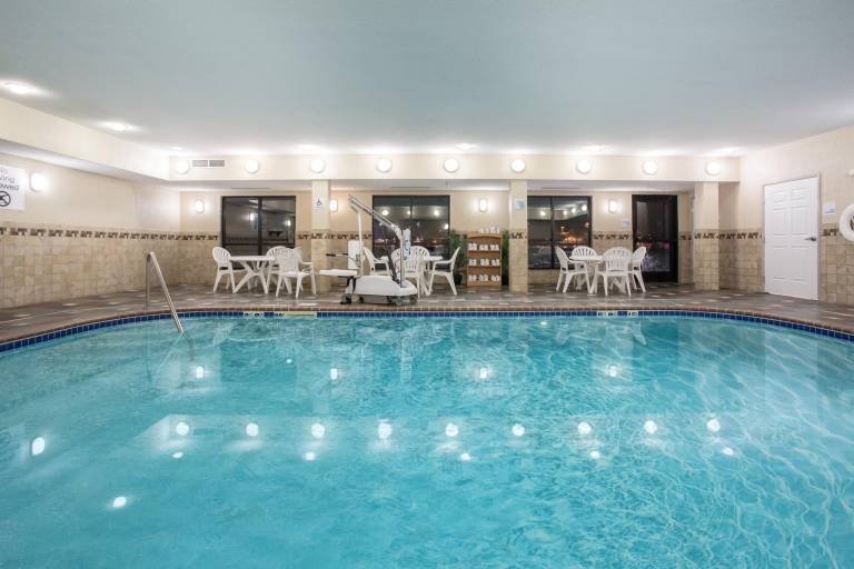 Holiday Inn Express & Suites Ft. Collins by IHG — photo 2
