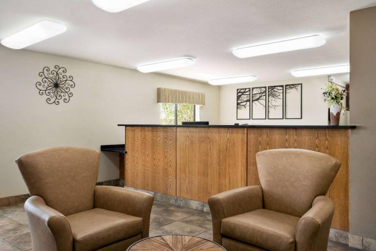 Baymont By Wyndham Elko — photo 3