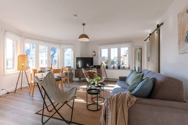 Huswell Sunny apartment in the center of De Haan