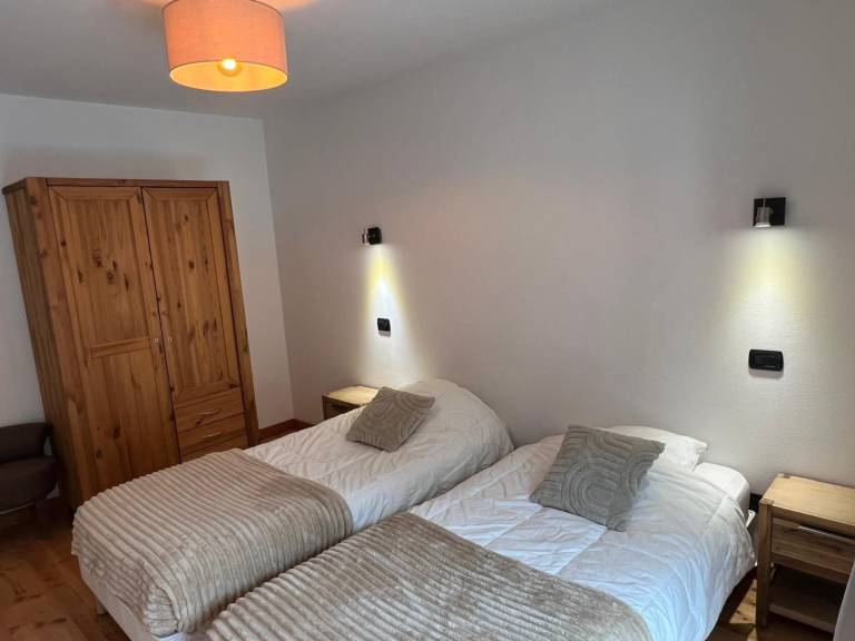 Holiday apartment with 2 rooms for 6 persons — photo 5
