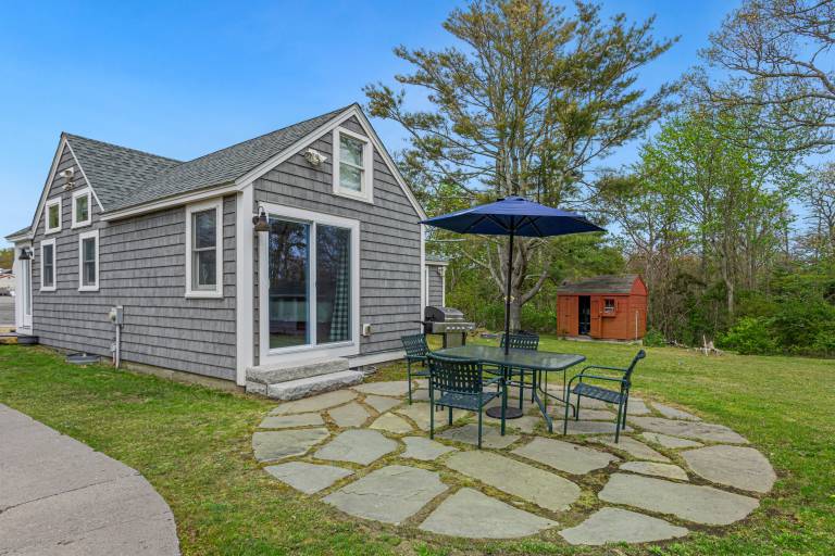 House Yarmouth Port
