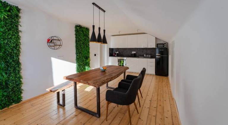 Rental apartment with terrace, barbeque & garden — photo 2
