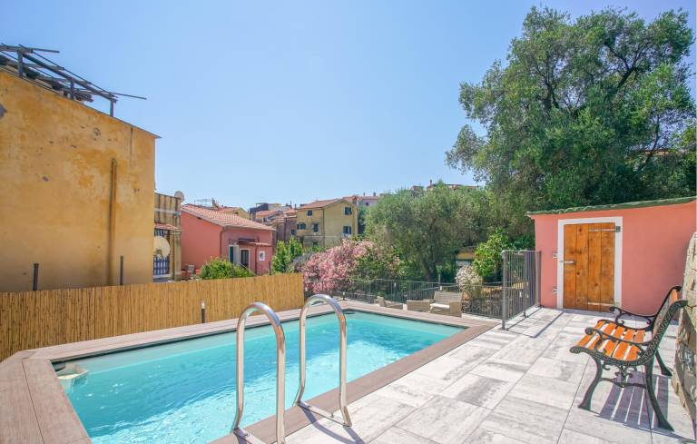 Ferienhaus in Costarainera für max. 6 Personen Ferienhaus in Costarainera für max. 6 Personen