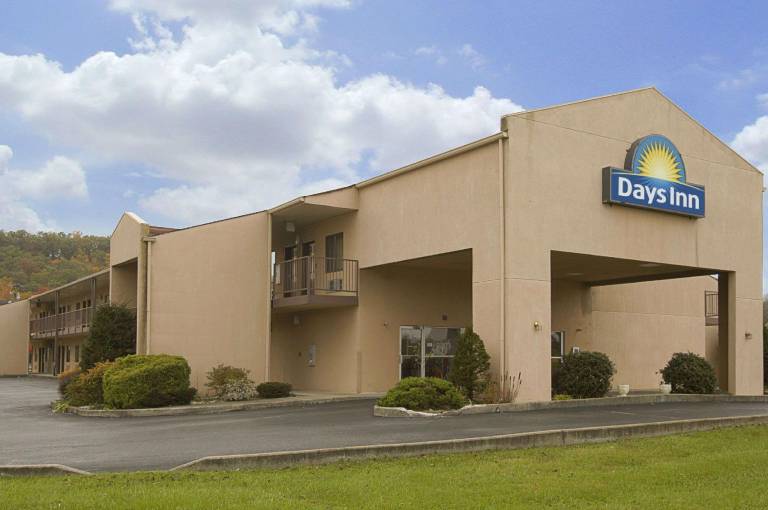 Days Inn by Wyndham Morehead in Morehead, KY