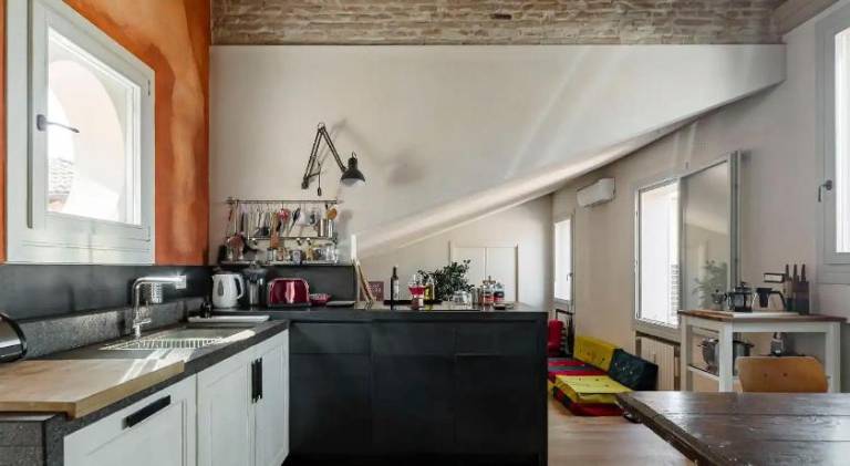 Apartment | Next to Two Towers — photo 4