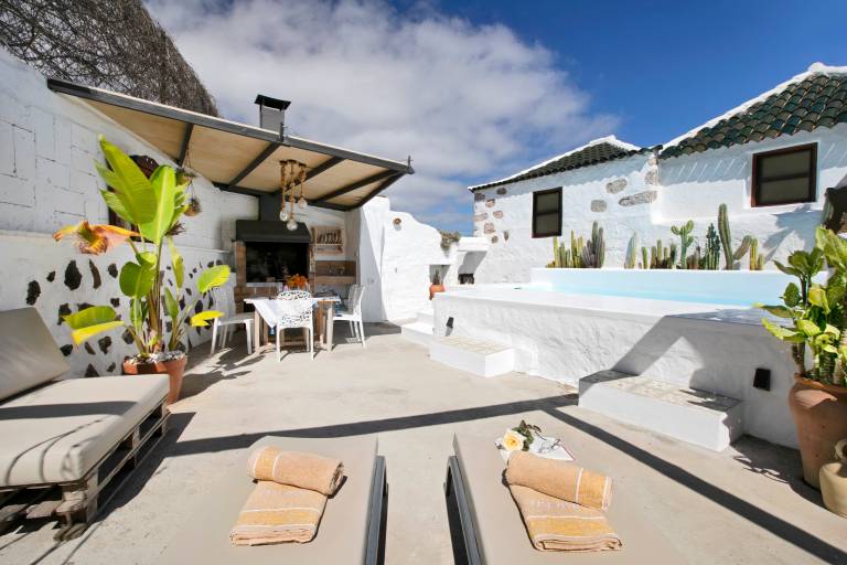 Holiday Home "Casa Pedro" with Terraces, Panoramic Sea View and Wood Stove — photo 3