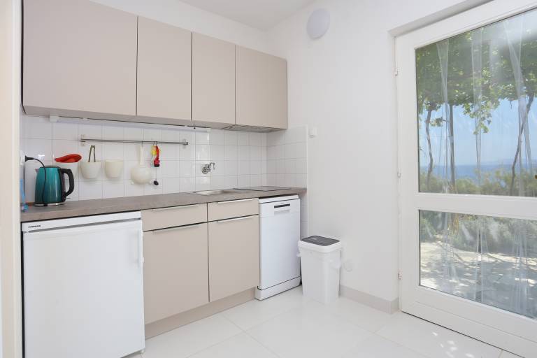Studio flat near beach Rastići, Čiovo (AS-4818-a) — photo 4