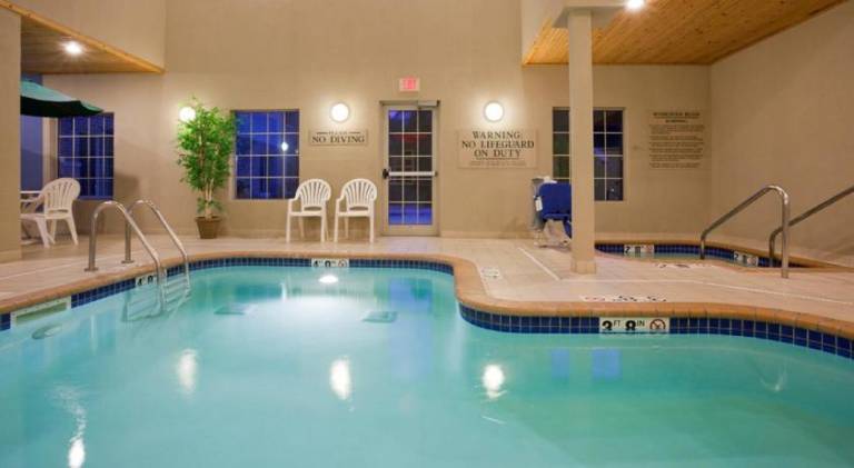GrandStay Hotel & Suites La Crosse — photo 3