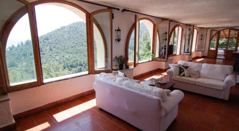 Villa with pool, garden & patio | Suitable for remote work — photo 5