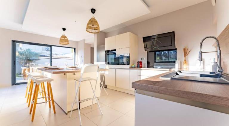 La maison Barthe design 4ch clim parking prive — photo 3