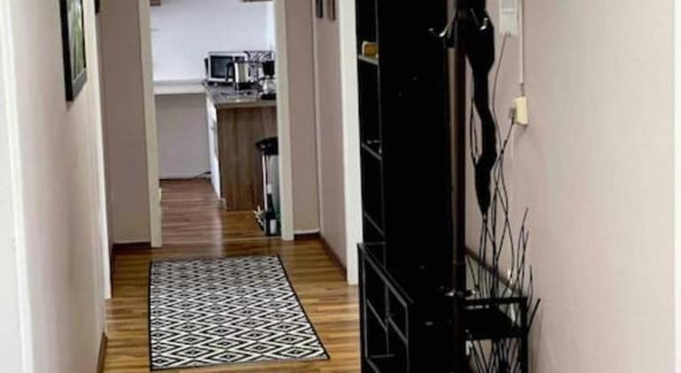 Apartment City Sud- 5 Zimmer_15 Personen _ Komplett_eingerichtet in Hamburg