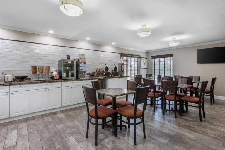 Best Western Brady Inn — photo 4