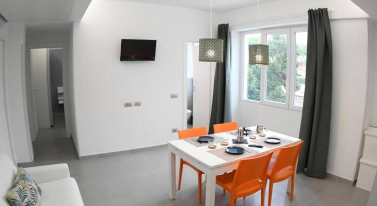 Nice serviced apartment with yard & patio | Beach nearby | Pet-friendly — photo 3
