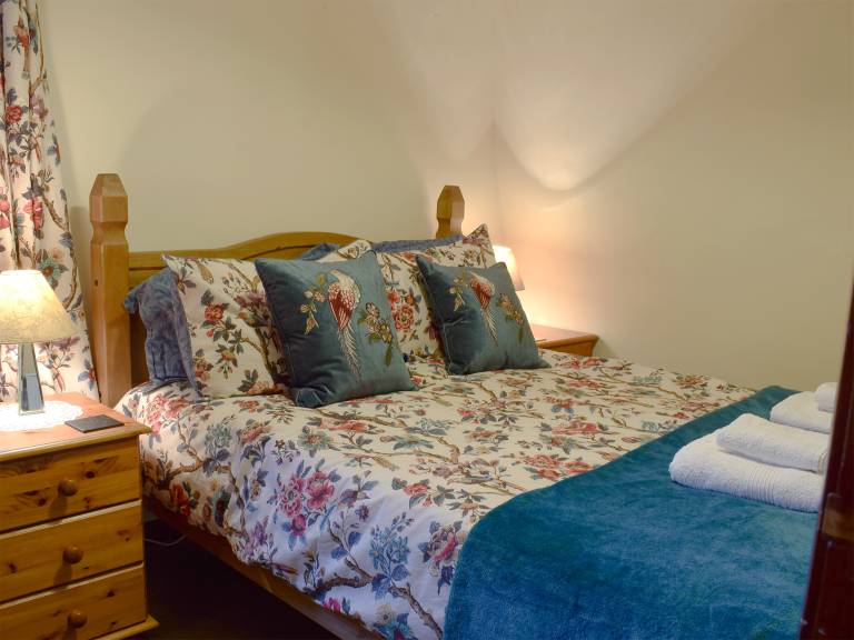 Cottage with garden | River view — photo 4