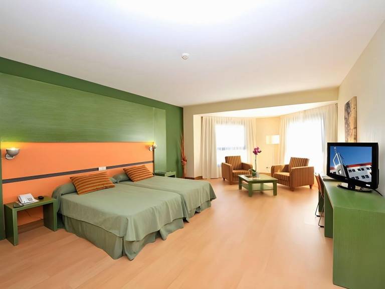 Hotel Naval Sestao — photo 2