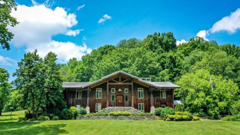 Lodge  Tullahoma