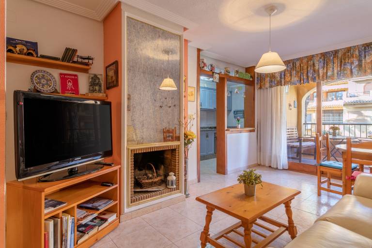 Apartment "El Albero" with Pool, Terrace & Wi-Fi — photo 4